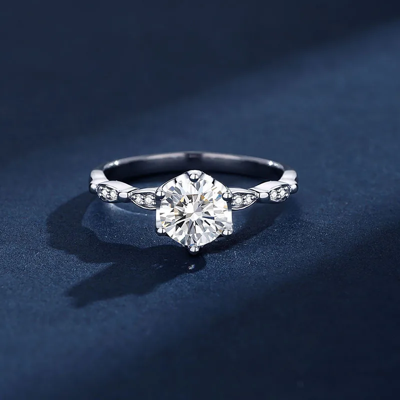 S925 Silver D Color Moissanite Ring Women Classic Six Claws Zircons Diamond Simplicity Engagement Wedding Finger Jewelry Gift