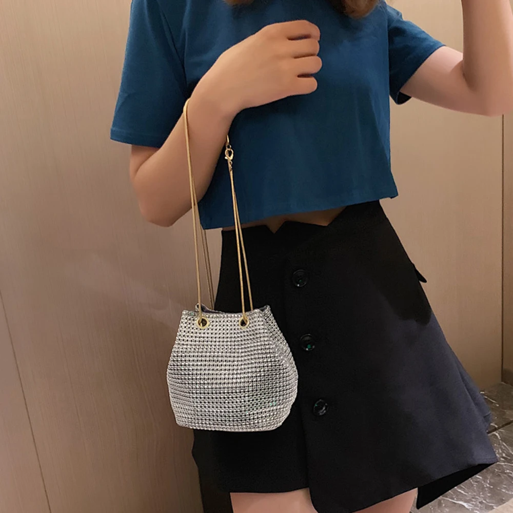 Diamonds Rhinestone Bucket Shape Crossbody Bags Fashion Banquet Evening Party Clutches Shining Shoulder Bag Women Chain Handbag