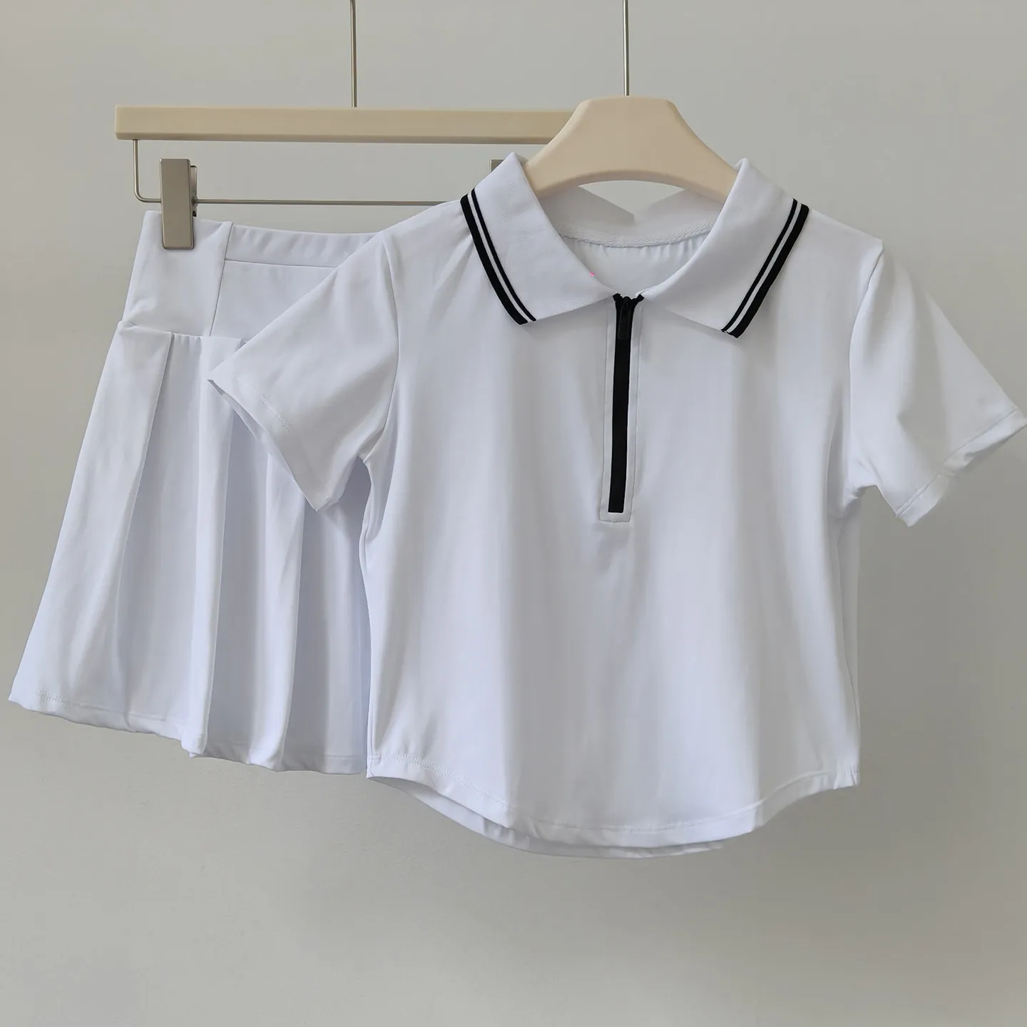 Tennisanzug Damen Sport-Top Shorts POLO-Shirt Schnelltrocknend Atmungsaktiv Kurzarm Fitness Gürtel Tasche A-Linien-Culotte – Detail 12