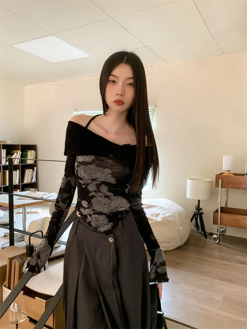 CHEERART Y2k Fashion Off The Shoulder Floral manica lunga Tees Patchwork Flare Sleeve Halter Neck Designer Top autunno 2023 abbigliamento