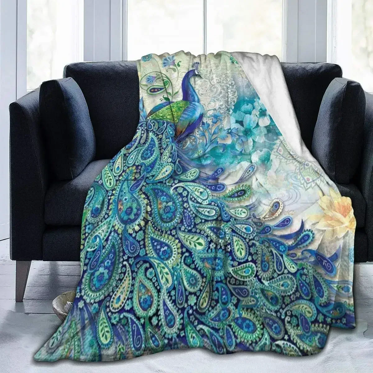 Peacock Themed Pattern Flannel Throw Blanket Colorful Decor Soft Cozy Sofa Couch Bed Office Camping for Kids Women Adults