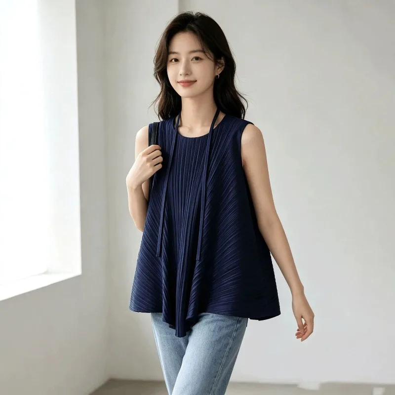 Miyake Pleated Sleeveless T-Shirt Plisse Women 2026 Summer New Loose T-shirt Design A-Line Hem Halter Neck Tie Vest Design Top