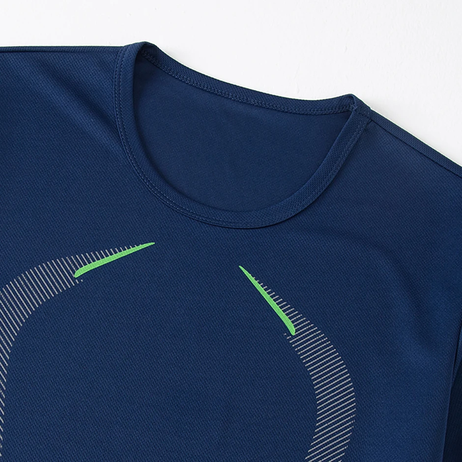 2-teiliger Herren-Sportanzug aus Mesh, atmungsaktiv, schnell trocknend, locker, Übergröße, Laufen, Fitness, Bergsteigen, lässig, kurzärmelige Shorts – Detail 17