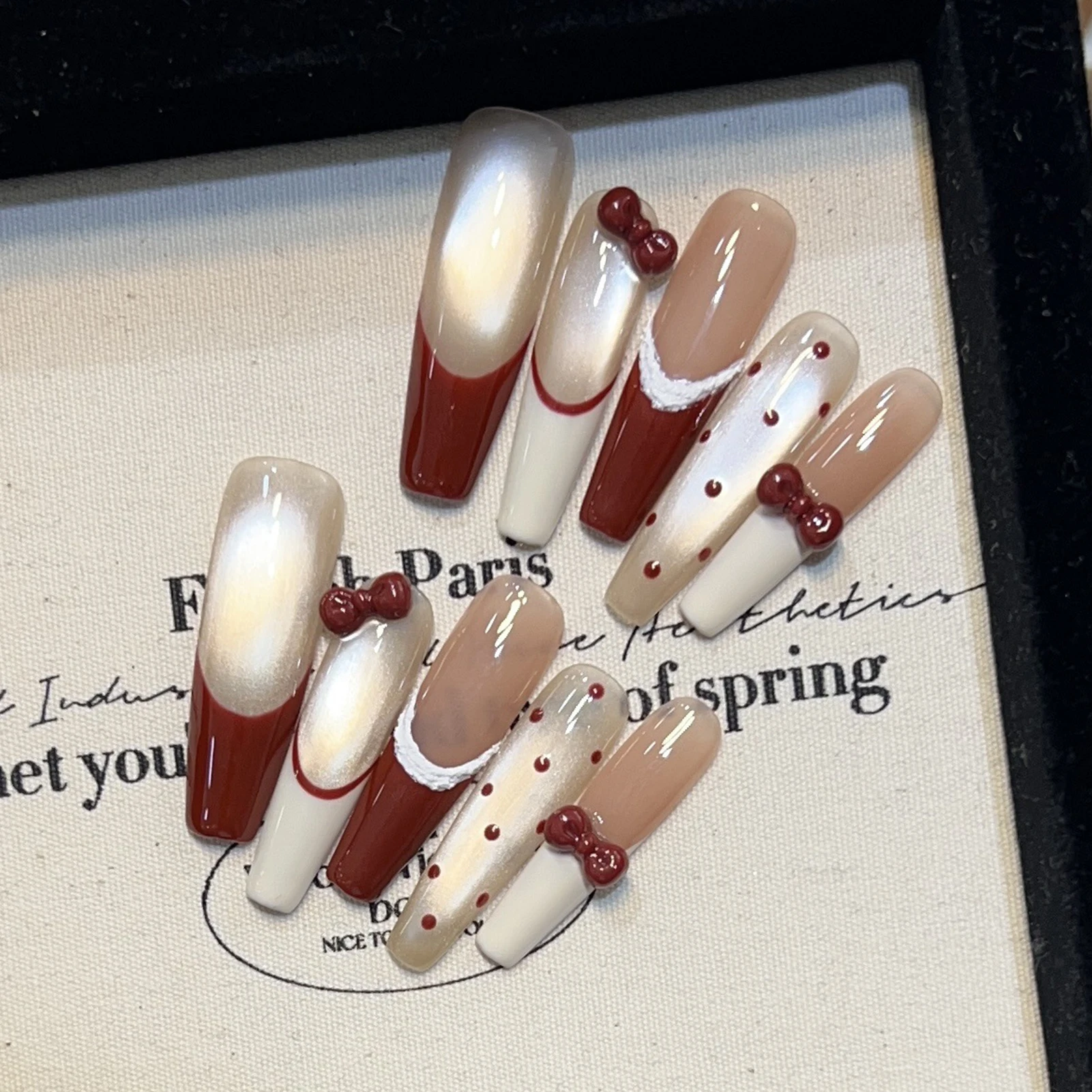 10Pcs Handmade Cat Eye Glitter False Nails with 3D Rhinestones French Tip Design Elegant Crystal Nail Art Set for Women