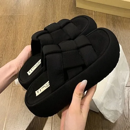 02 Black