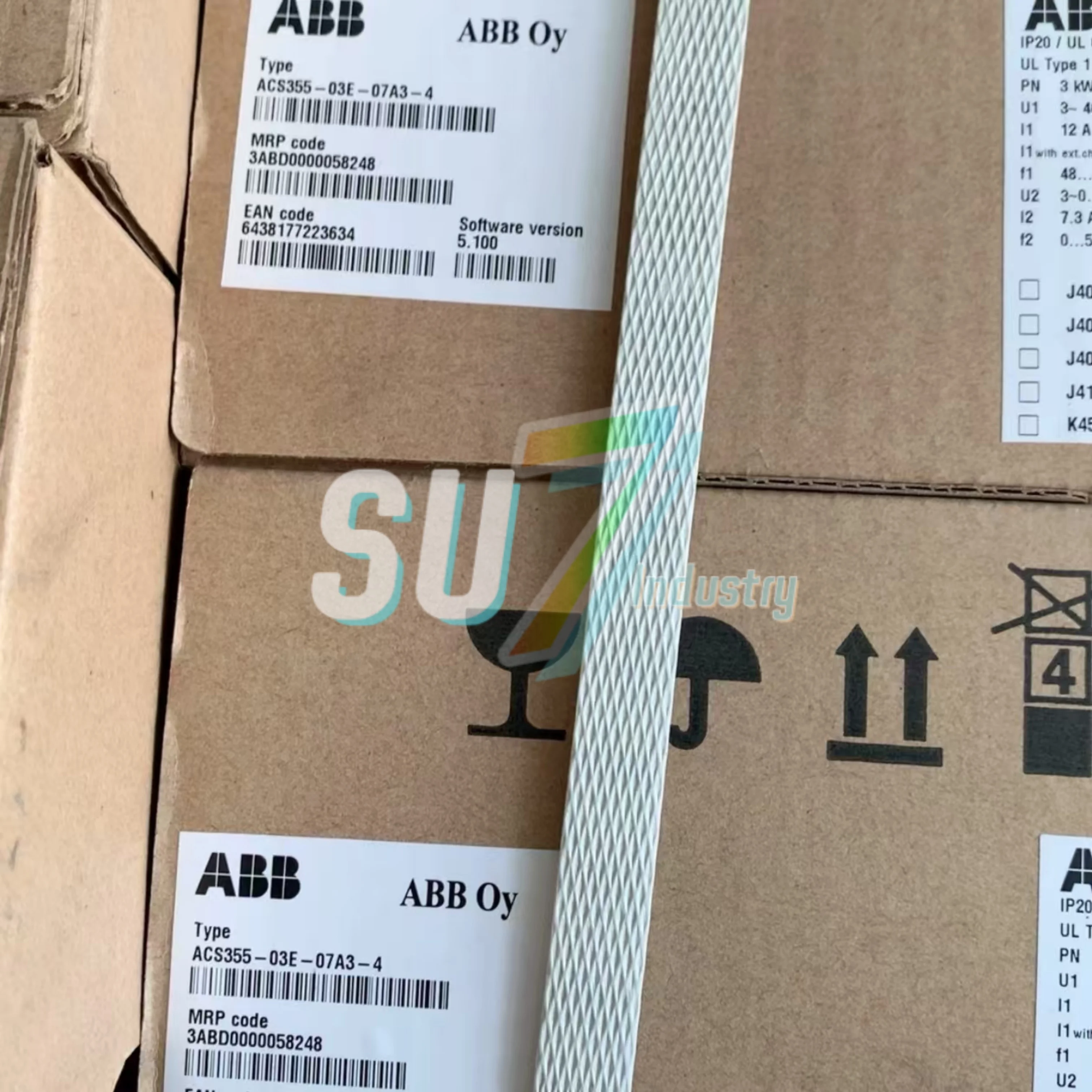 ACS355-03E-02A4-2 ACS355-03E-03A3-4 周波数コンバータ 新品在庫あり
