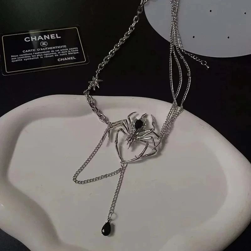 القوطية العنكبوت كريستال قلادة قلادة للنساء الظلام طويل شرابة سلسلة حار فتاة المختنقون Y2K اكسسوارات الأزياء والمجوهرات الطرف
