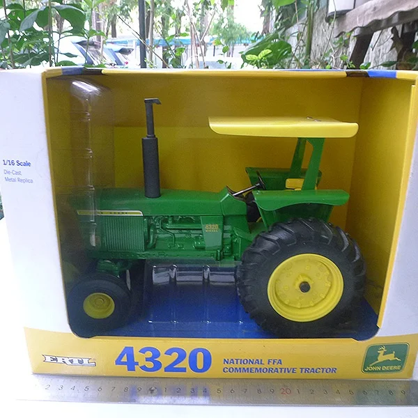 Modelo de tractor  4320 Edición Conmemorativa Ertl, juguete coleccionable de aleación a escala :16 para mayores de...