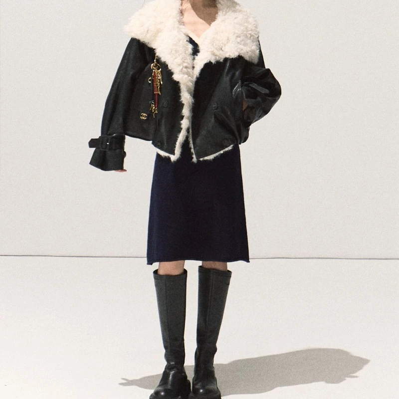 

Осень/зима 202, матовое мягкое пушистое короткое пальто из овечьего флиса с отложным воротником-паркером