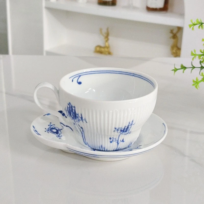 juego-de-taza-y-plato-de-porcelana-fina-estilo-nordico-en-azul-y-blanco-taza-de-cafe-de-porcelana-fina-para-el-hogar-regalo-corporativo