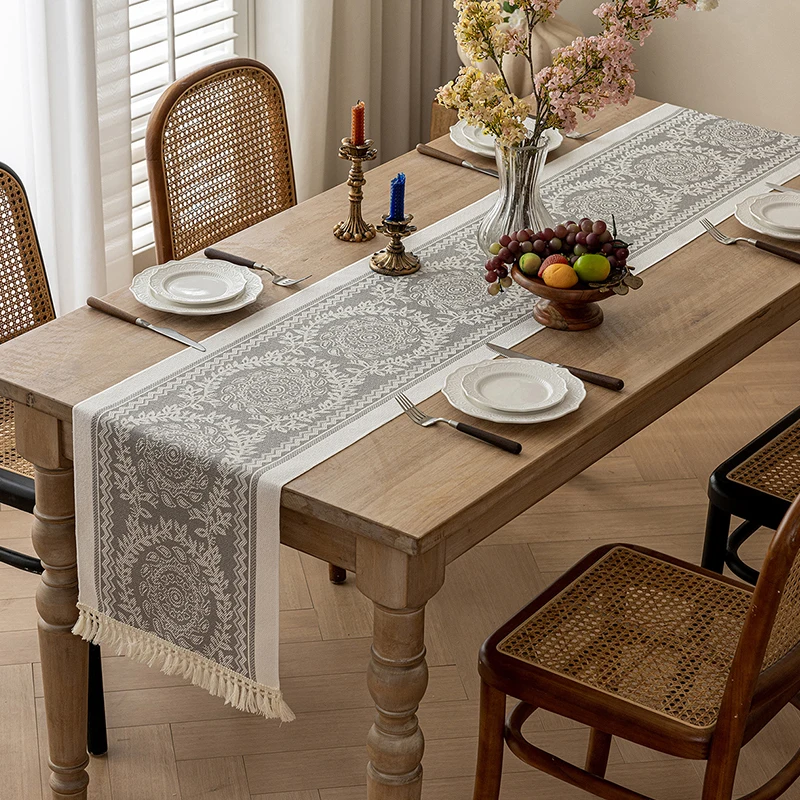 Luxury Restaurant Decoration Polyester Fabric Home Custom Flower Ramadan Cotton Linen Table Runner for Dining Table