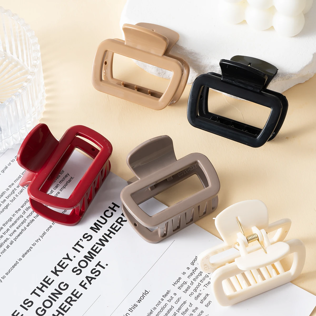 Neue Korea Weiche Silikon Quadratische Haar Klaue Greifen 6,2 CM Kleine Haar Clips Langlebige Haarnadeln Haar Zubehör für Frauen mädchen Barrettes – Detail 5