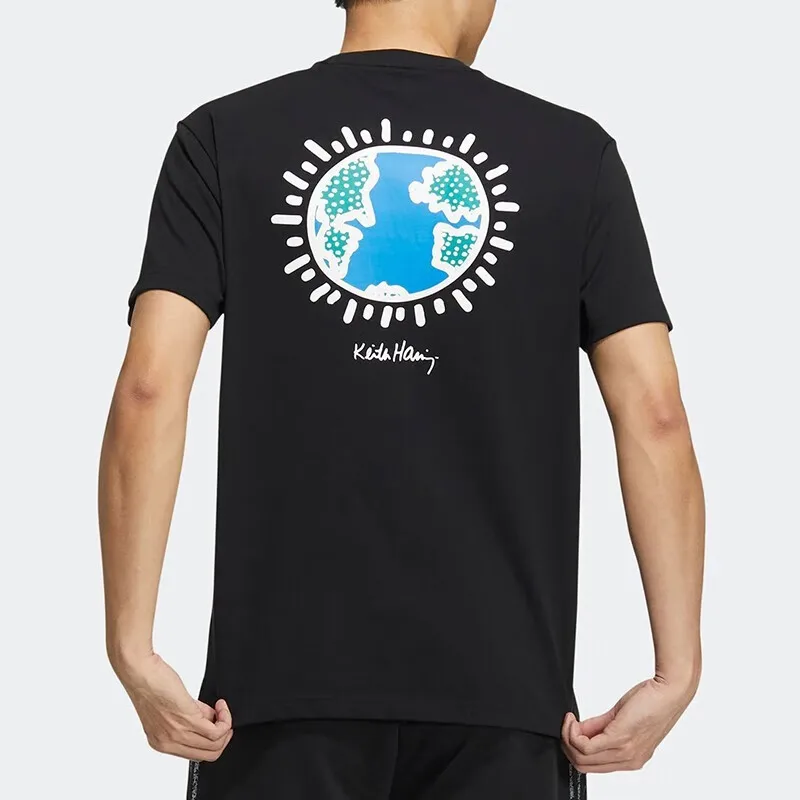 Adidas NEO Multi-functional Casual T-shirt,High-quality Fabric Ensures Comfort. The Unusual Patterns Add Stylish Highlights