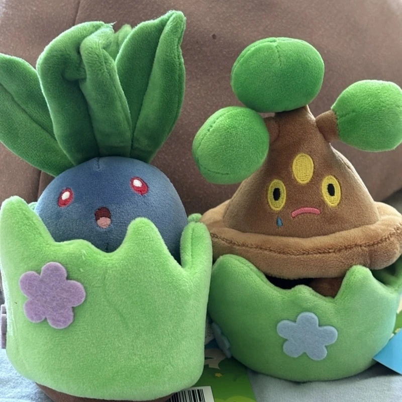 Genuine PokéMon Grass Adventure Series Plush Keychain Soft Stuffed Collectible Oddish Budew Bonsly Desk Ornament Fans Toy Gift