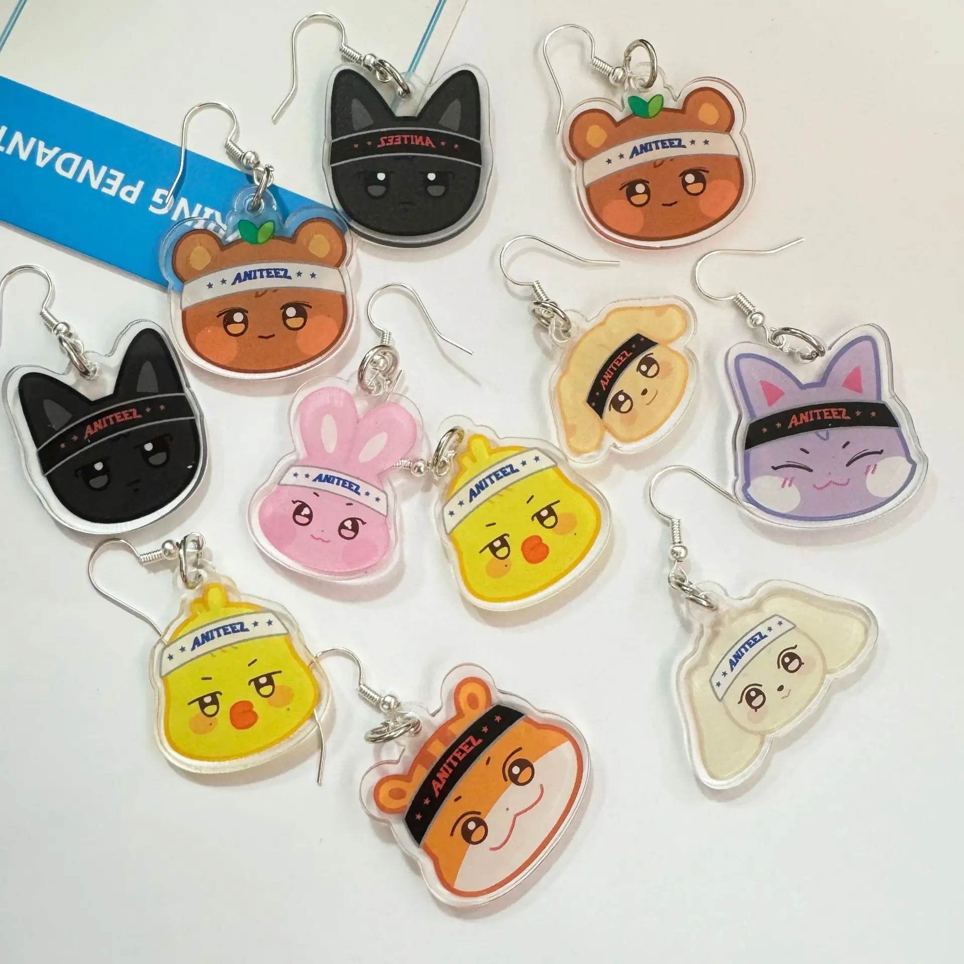 2Pcs/Set KPOP ATEEZ Cartoon Animals Acrylic Earrings Hongjong Yunho Seonghwa Wooyoung Cute Ear Accessories Fans Boys Girls Gifts