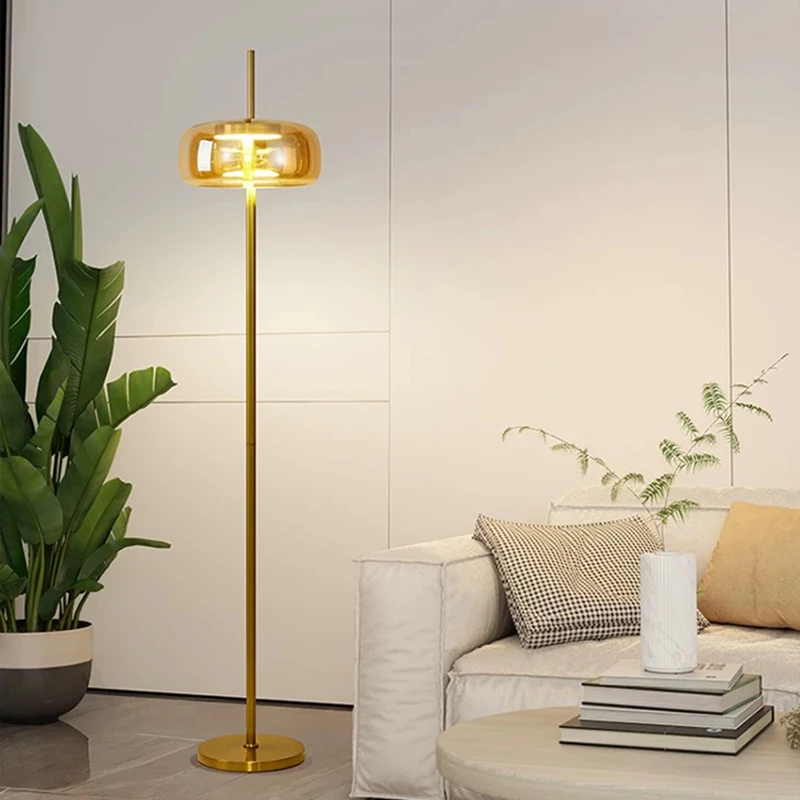 Prosta i luksusowa lampa podłogowa, dekoracyjna lampa szklana do mebli
