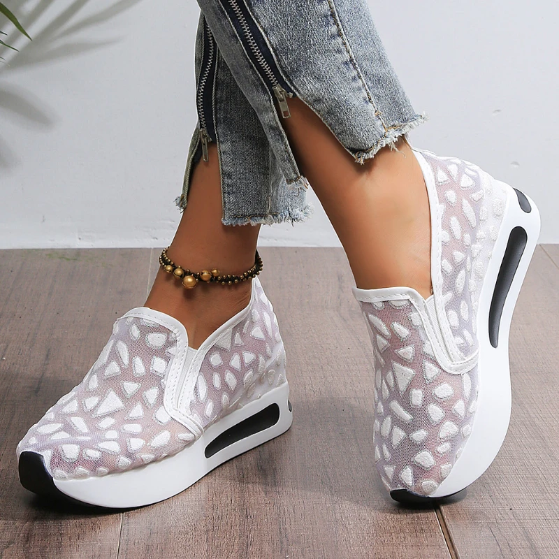 

Женские туфли из сетчатой ткани, на среднем каблуке, с вулканизированной подошвой, дышащие, разные цвета, весна-осень 2023