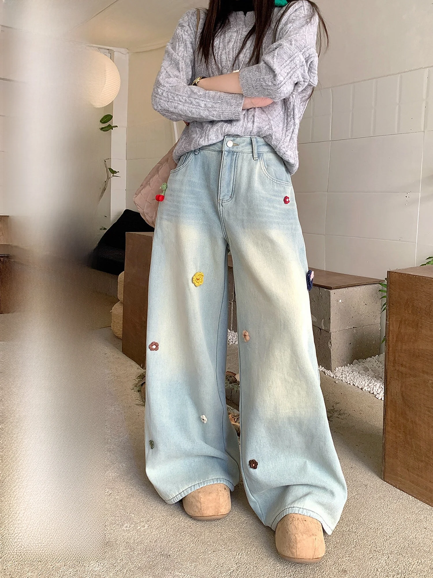 

plus Size Women's Embroidered Thi High Waist Wide Leg Jeans Spring Loose Slimming Casual Straight Leg Pants Floral Design