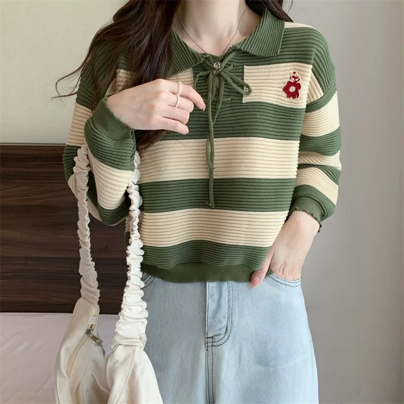 New Fashion Stripe POLO Neck Women Loose Sweater with independent design Korean Sweetheart Embroidered Knitwear Shirt