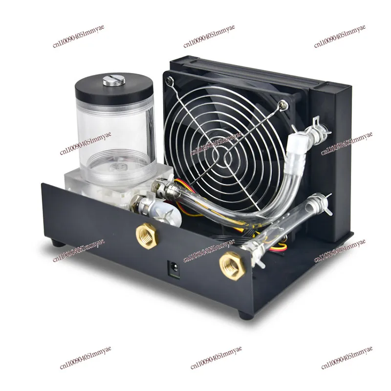 

Built-in Integrated Water-cooled Radiator