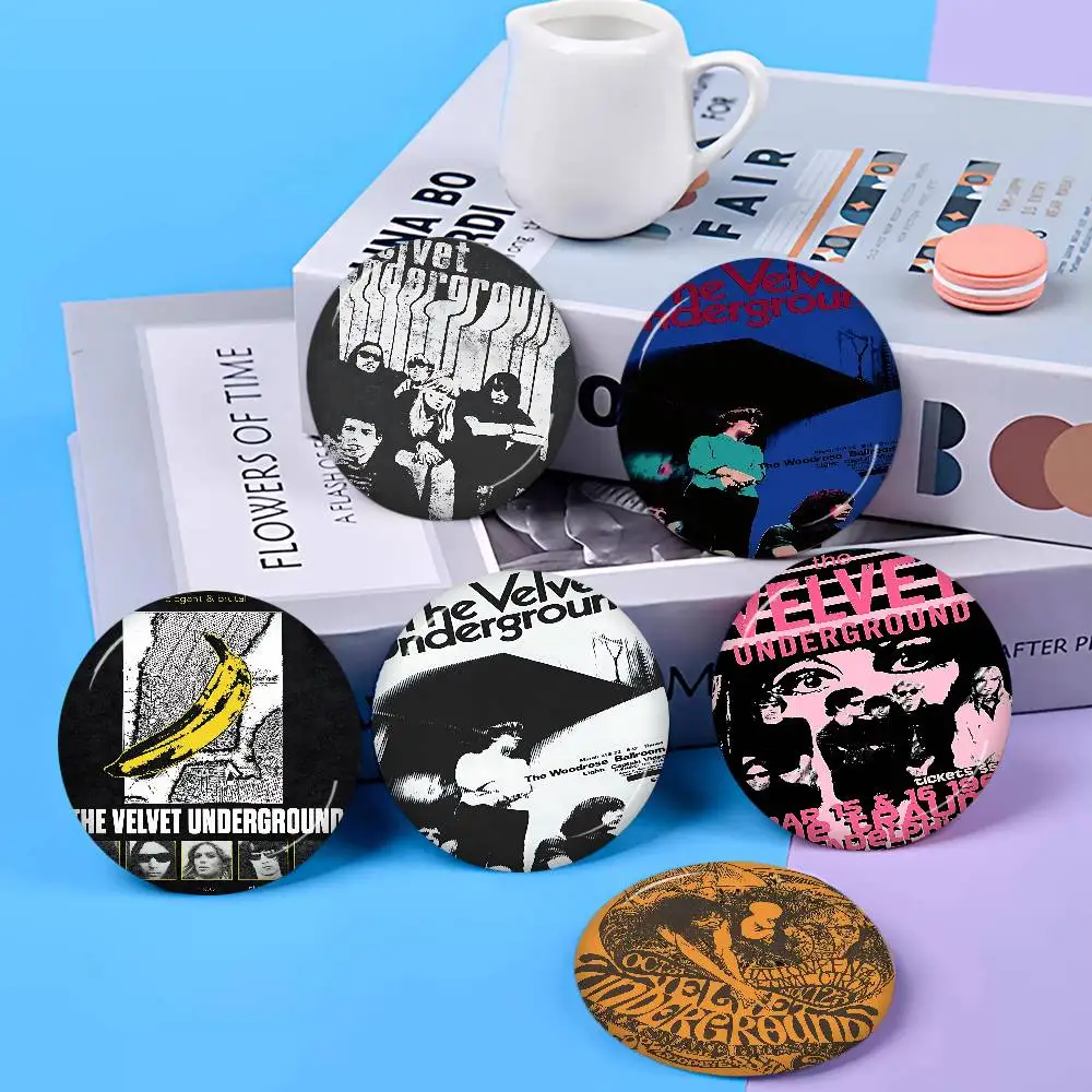 Rock Band The V-Velvet U-Underground 58mm Animals Funny Brooches Badge Backpack Clothes Gift Accessory