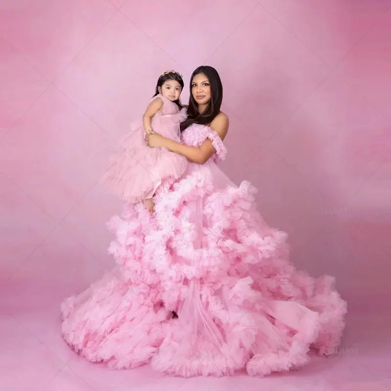 Luxurious Pink Prom Dresses for Pregnant Women Photoshoot Gown Ruffles Tulle Front Slit Custom Made Puffy Vintage Long Dresses