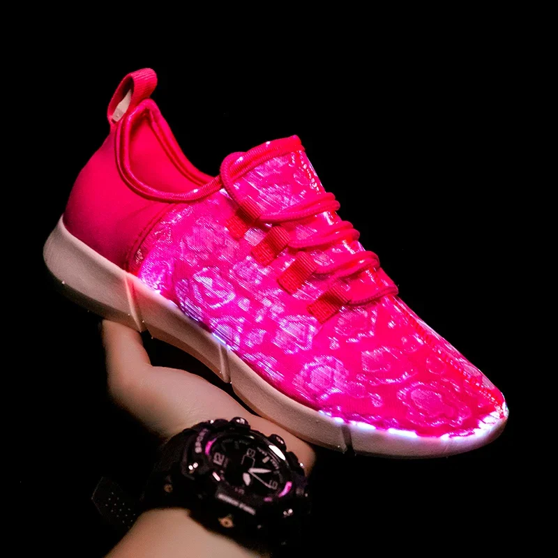 Mode OPTIC LED-schoenen Licht voor heren LED-licht-up sneakers USB-opladen Vezeldoek Elastische zool Verlichte schoenen