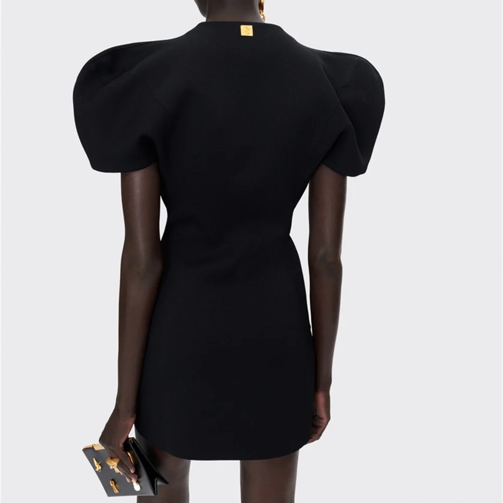 2025 여름 여성 우아한 드레스 새틴 메탈 버클 코르셋 브이넥 여성 스커트 Y2K 신상 고품질 바디콘 스커트 브라