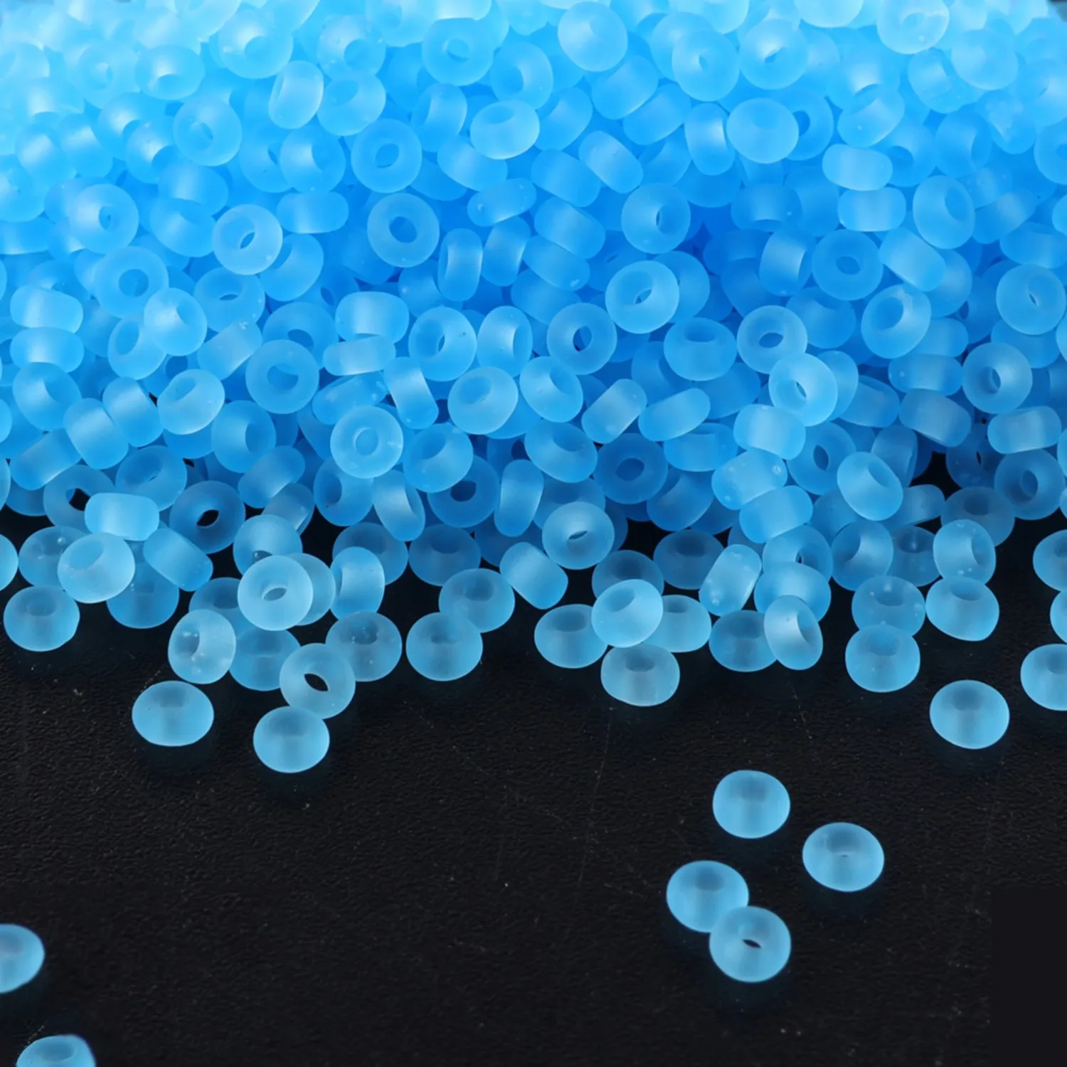 Hochwertige transparente matte Farbperlen CJ 11/0, 10g/Tube, geeignet für alle Arten von DIY-Bastelarbeiten usw. – Detail 9