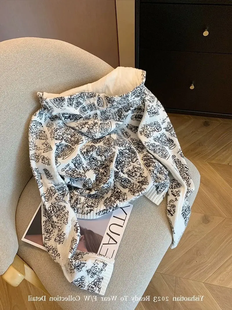 Embroidered patterned hooded knitted cardigan for women's autumn casual sweater coat