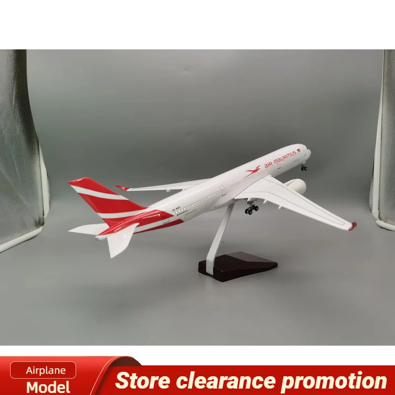 

47cm 1/150 Scale Model Air Mauritius A350 Airways Airplane Toys Airline With Light Resin Plane Collection Display Decoration Fan