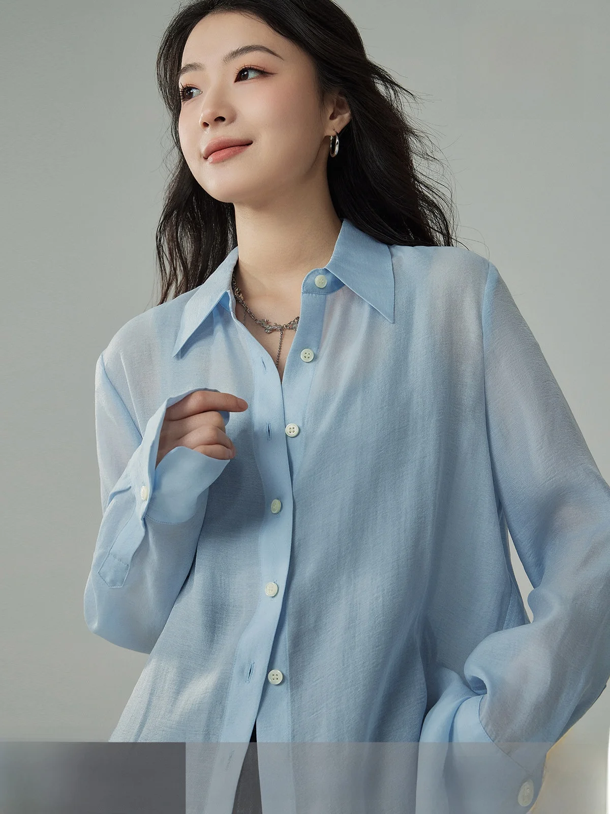 

Blue Silk Shirt Women's Summer Thin Fashion Sun Protection Shirt Yake Home Tiantai Commute Style Long Sleeve Stand Collar
