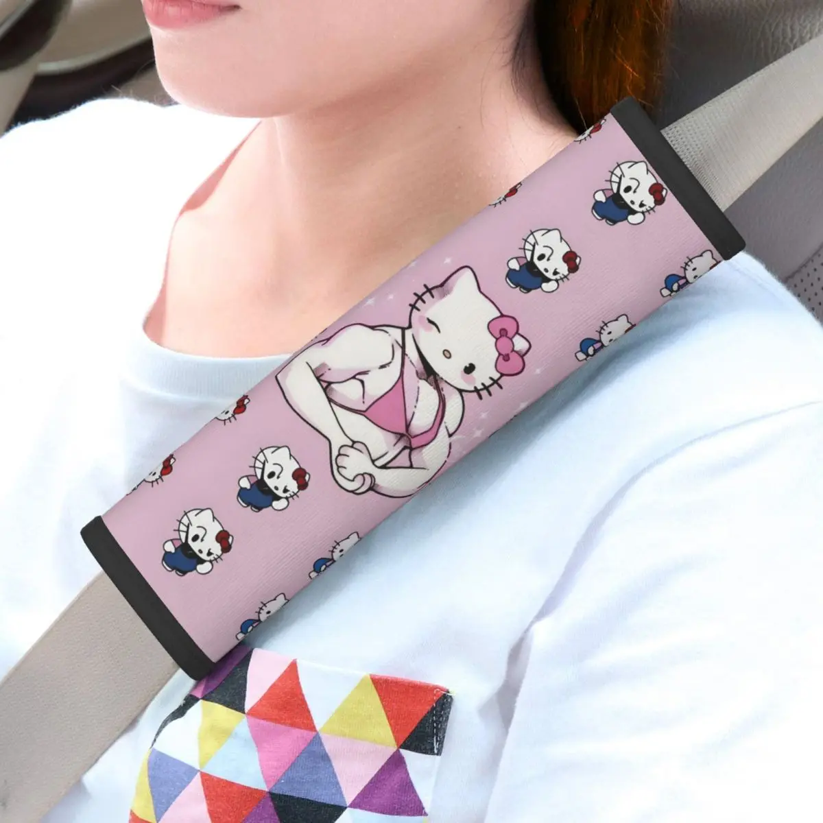 

Изготовленный на заказ чехол для автомобильного ремня безопасности Hello Kitty Bombada, комплект из 2 шт., ремень безопасности с рисунком кота, наплечная накладка