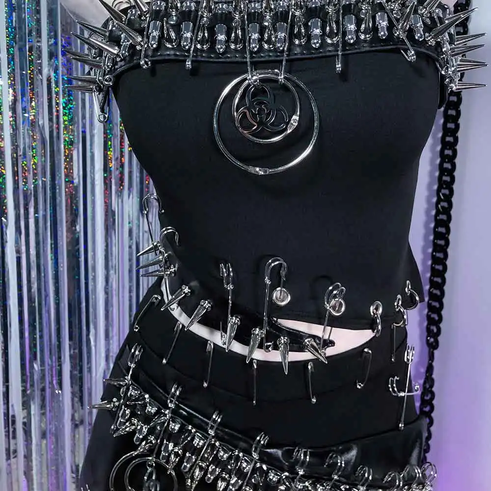 Goth 90s clouté Rivet gothique Punk Rock Harajuku Y2K licou Camisole hauts Grunge Emo e-girls Kawaii broche bricolage joint torique Cyber Eco