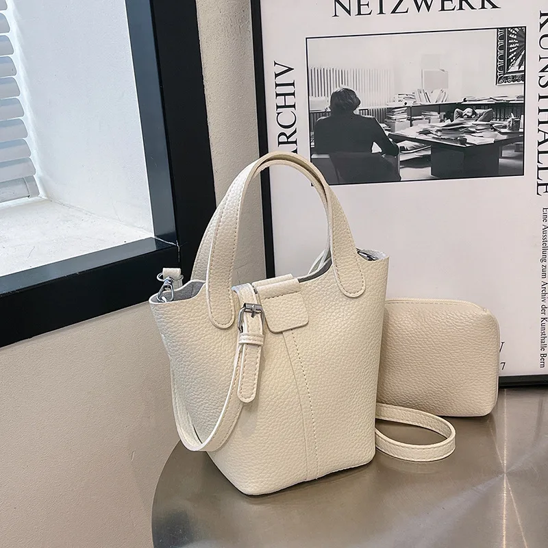 

Korean Version of Niche Pu Soft Leather Handbag Bucket Bag Women's 2025 Summer New Casual Shoulder Bag Messenger Bag