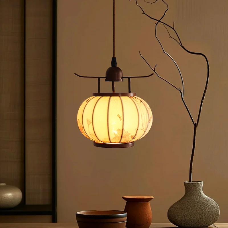 

Song Meixue small chandelier retro zen tea room study bedroom bedside lamp