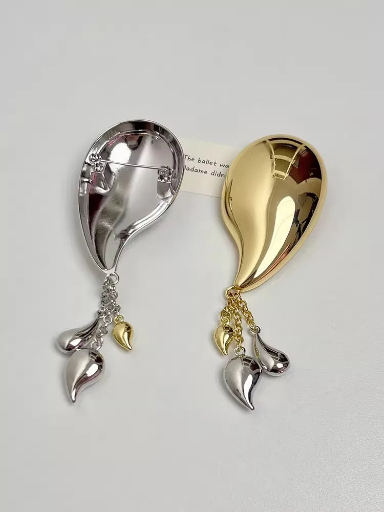 Metal Smooth Streamlined Small Water Drop Tassel Pendant Broochs for Women Girls Suit Pins Accessory Vintage Jewelry Gifts