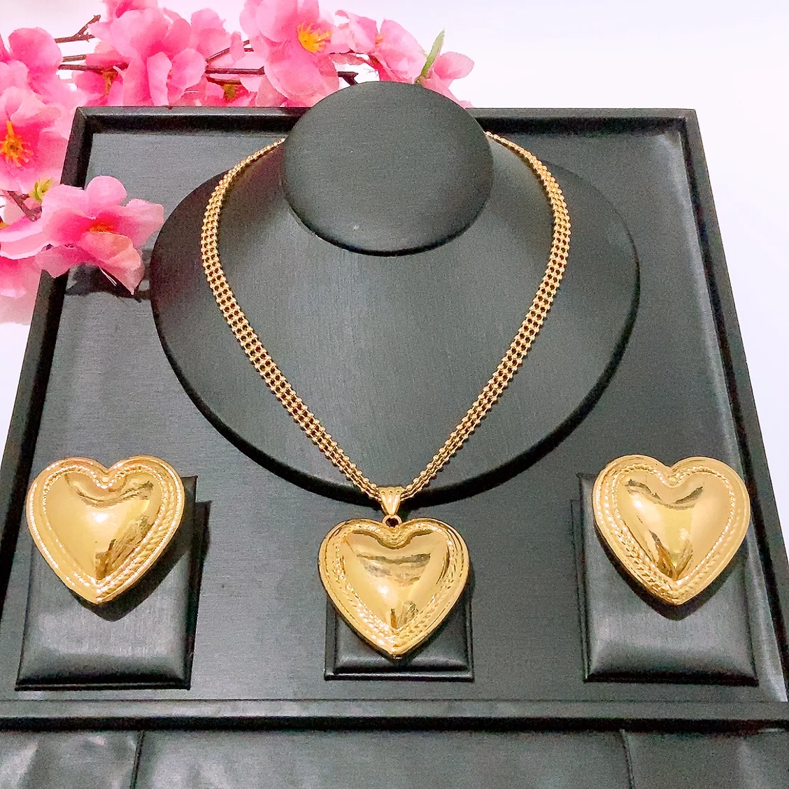 New Gold Plated  Heart Jewelry Set Earrings Pendant Necklace Women Vintage Statement Party Valentine Gift