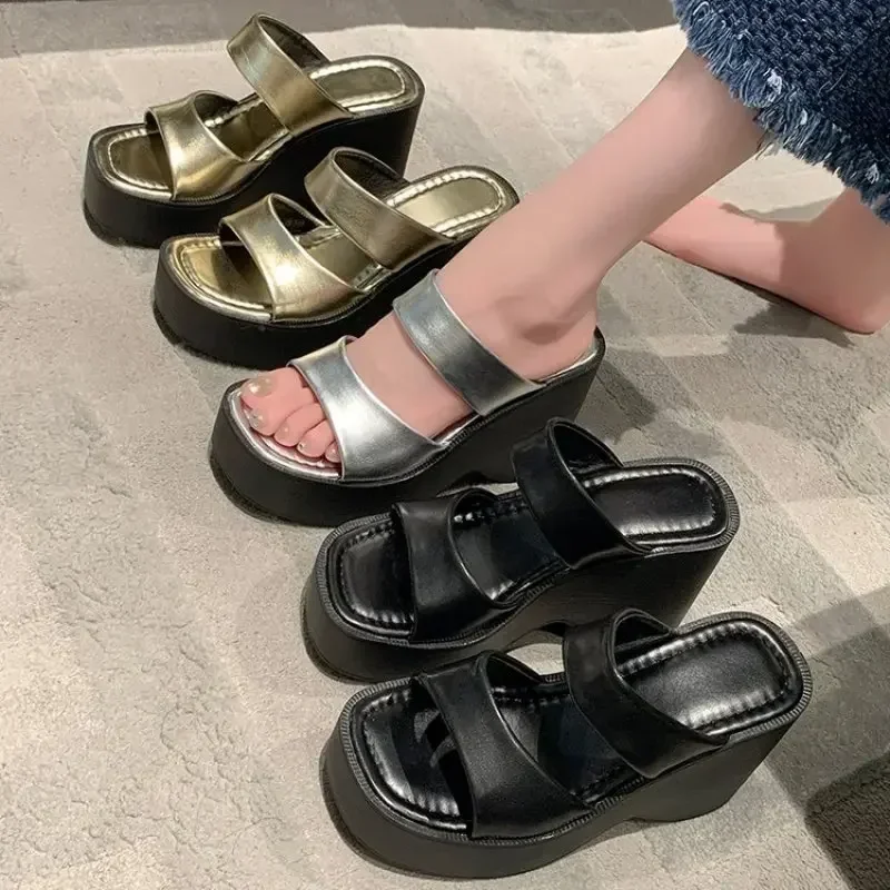 Zapatillas de cuña con punta abierta para mujer, Zapatos informales de playa con fondo grueso, a la moda, novedad de verano, 2024