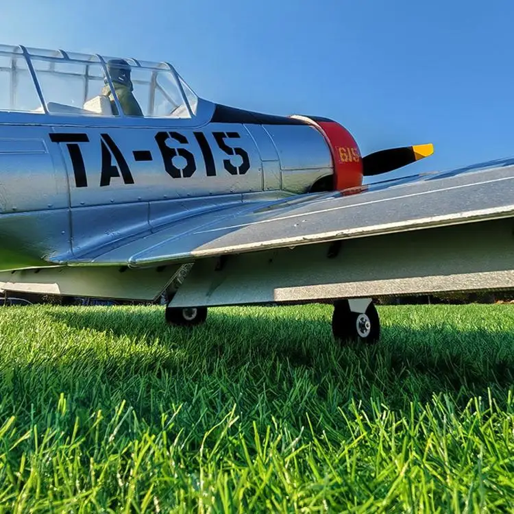 

Dynam AT-6 Texas, размах крыльев 1400 мм, радиоуправляемый самолет PNP с масштабируемым шасси, 6-канальная модель Второй мировой войны, подарок на день рождения для мальчика