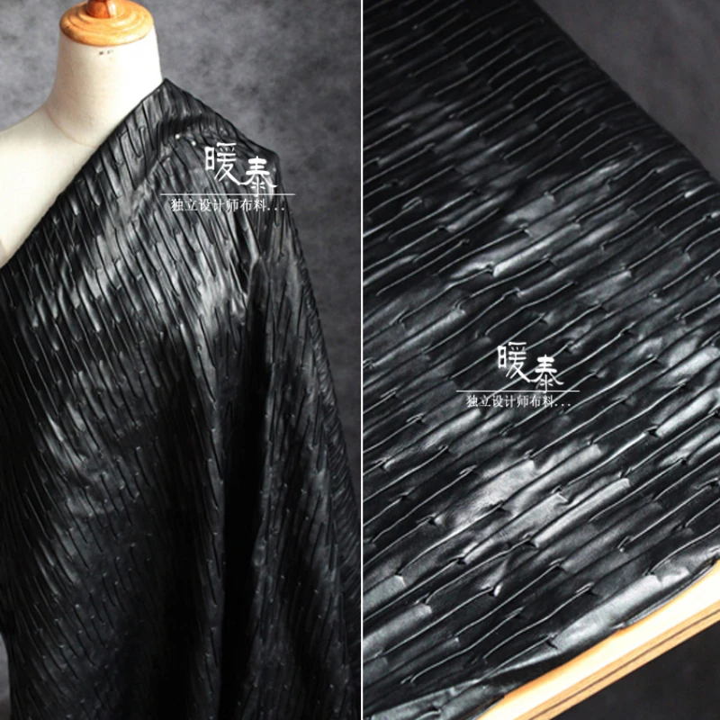 

Black Pleated Faux Leather Fabric for DIY Sewing Jacket Designer Fashion Creative Fabrics Wholesale Cloth Material