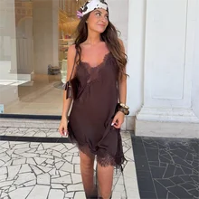 Kondala sexy chique marrom renda vestido feminino com decote em v cami sem costas vestido de festa moda 2025 verão outono y2k menina noite clube vestido
