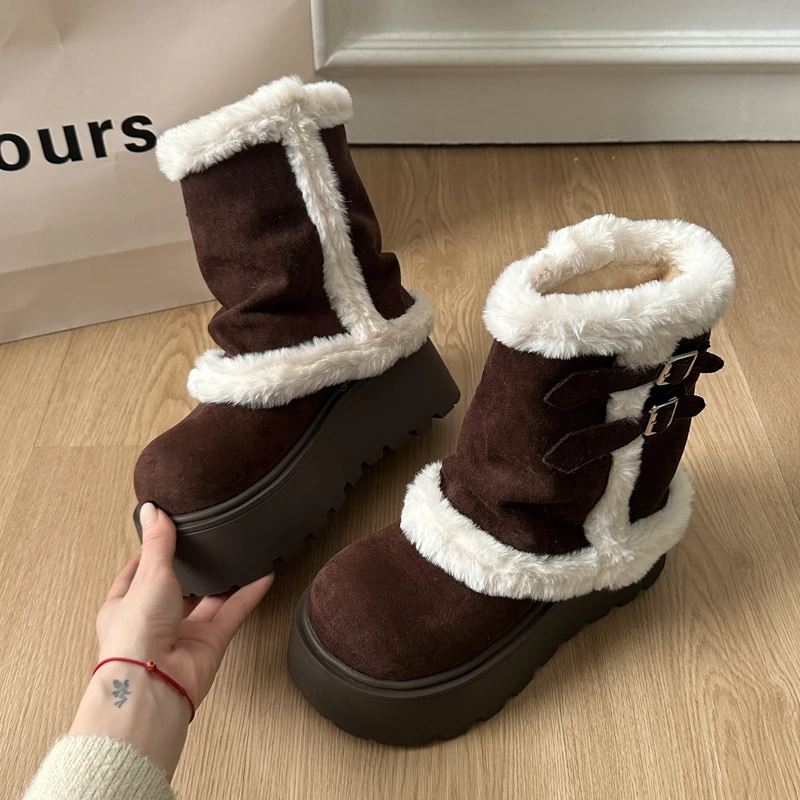 Women's Thickened Warm Cotton Boots with Inner Fleece Slip-On Roman Style Low Cut Winter Shoes Retro Furry Snow Boots