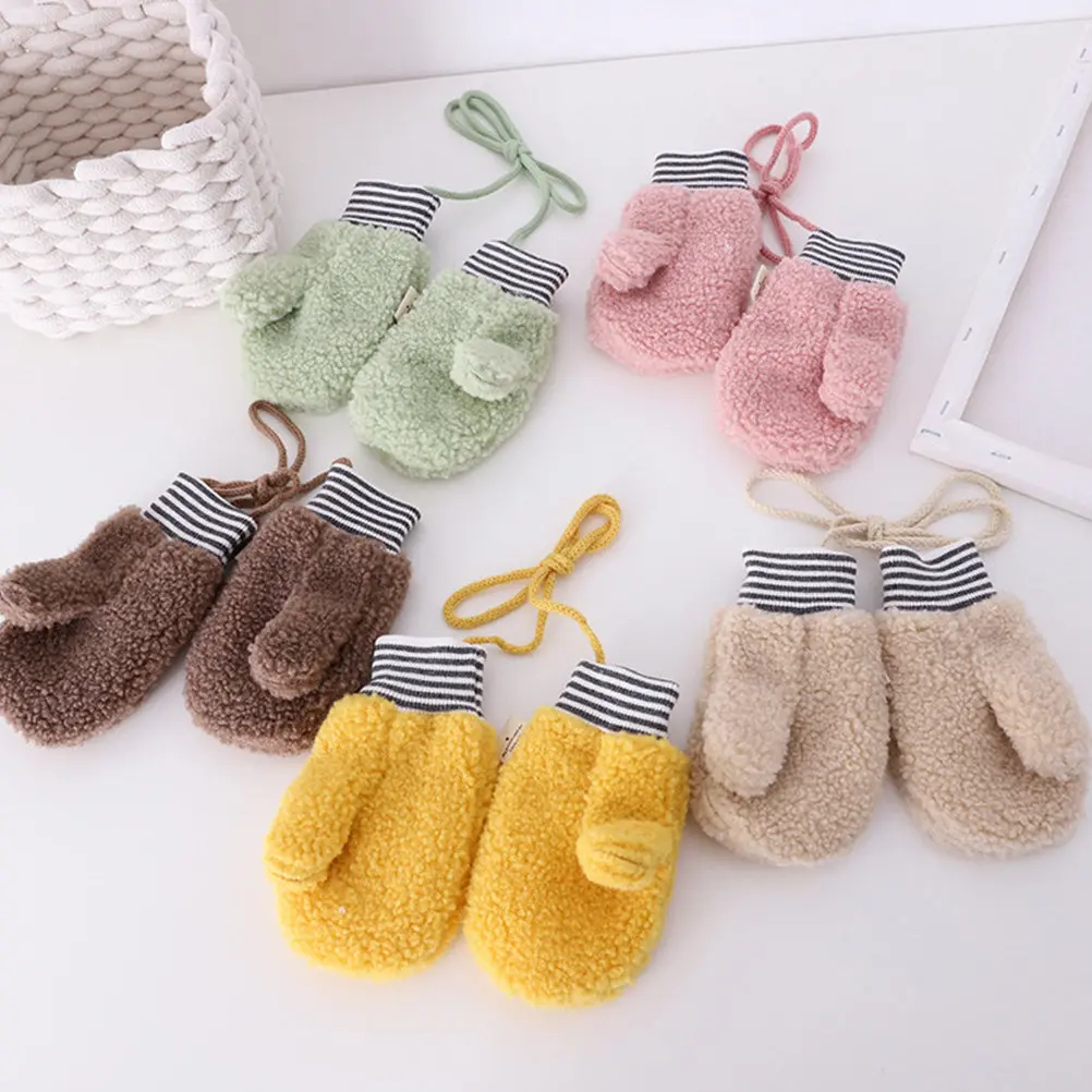 

1 пара детских зимних перчаток с ремешком на шею, детские вязаные варежки с мультяшным рисунком для малышей, теплые, ветрозащитные, милый подарок