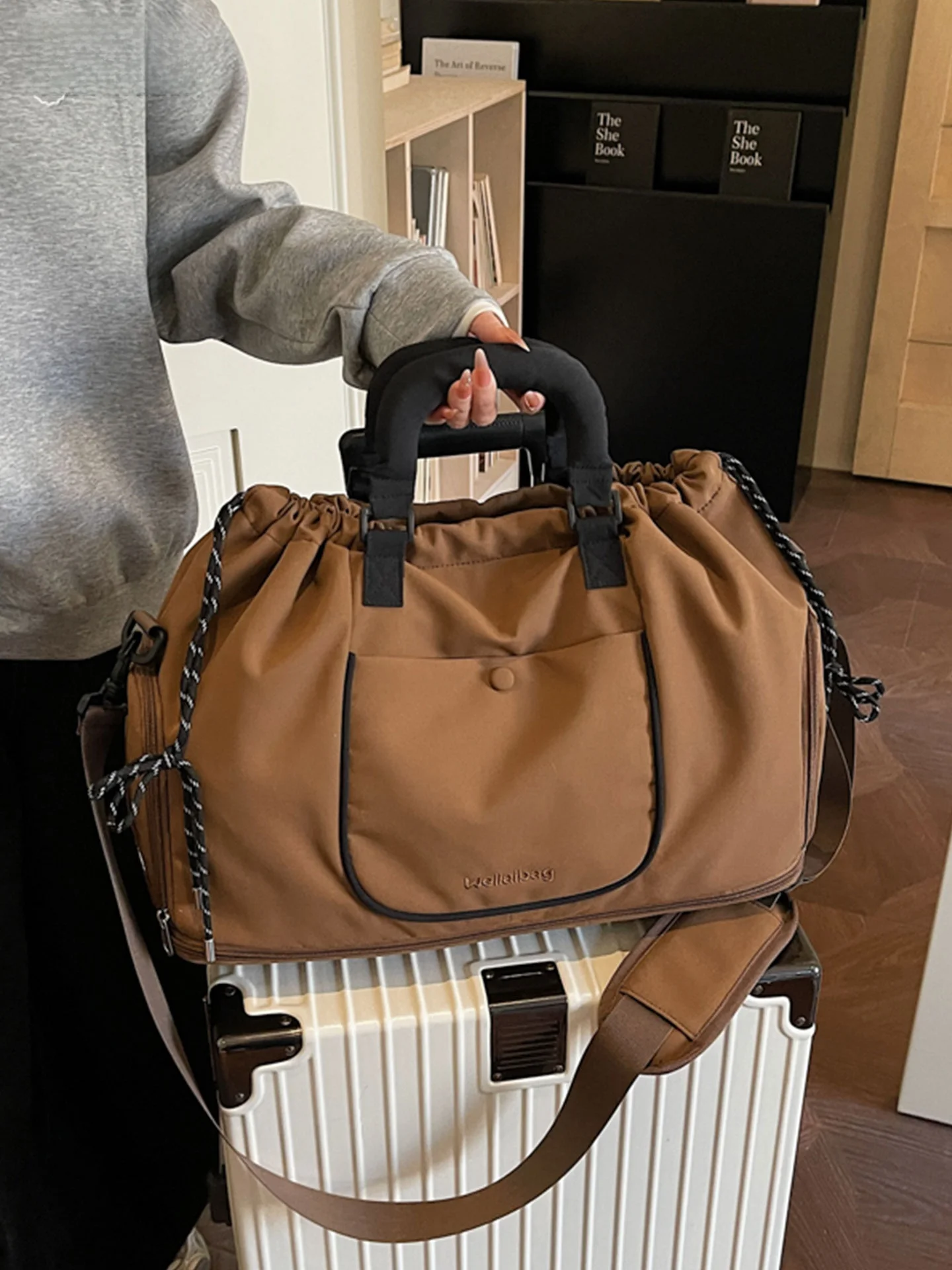 borsa-da-viaggio-compatta-per-donna-borsa-fitness-con-separazione-asciutto-bagnato-pieghevole-a-tracolla-singola-grande-capacita