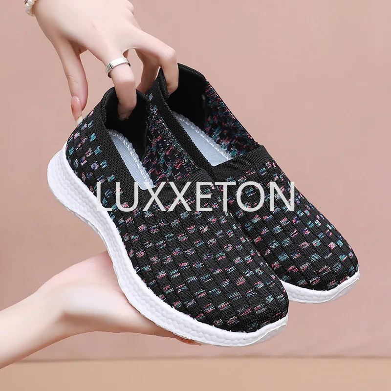 2024 Spring and Autumn Season Thick Sole Women\'s Knitted Round Head Shallow Mouth Lefu Shoes Fashionable One Step Lazy Shoes