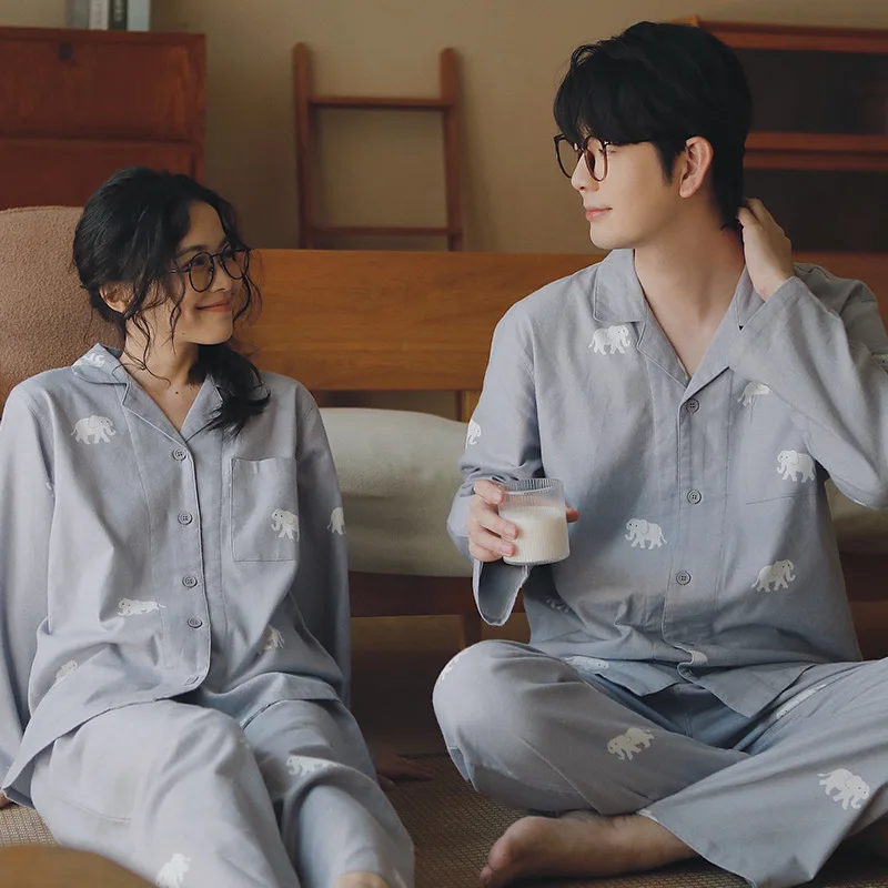 

Couple's Sleepwear Pure Cotton Flannel Fabric Long Sleeve Neck Home Clothes Men's Style Winter Collection Beast Pattern