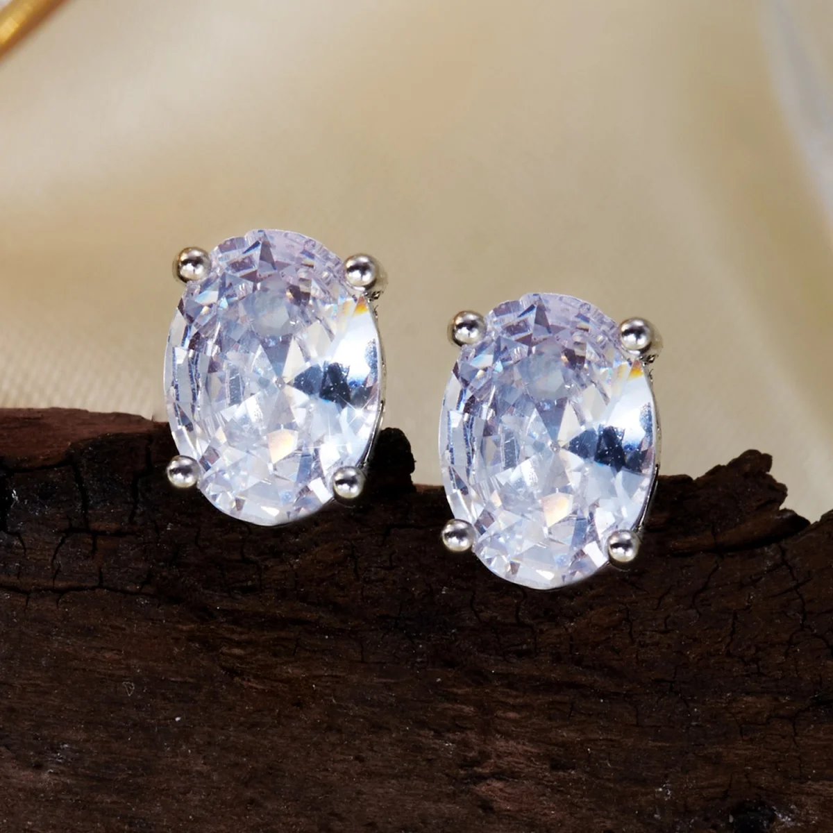 Minimalistische ovale Ohrstecker mit eingelegtem kubischem Zirkon für Damen und Herren, elegante geometrische Ohrringe, für den Alltag, Party, Hochzeit, Modeschmuck – Detail 12