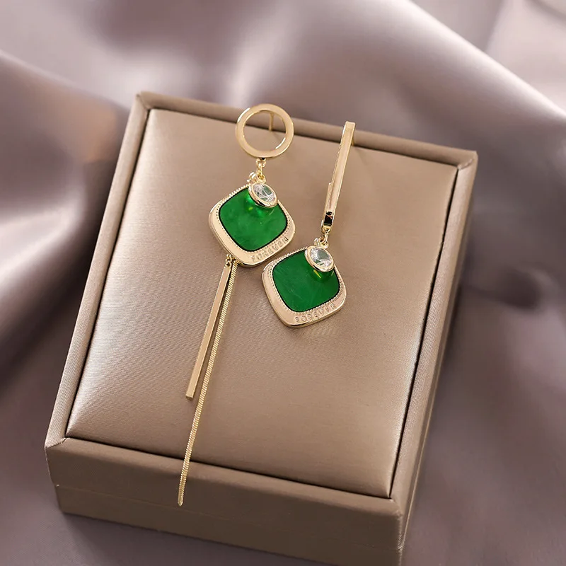 New South Korea Fashion Luxury High Quality Green Asymmetrical Square Earrings Wedding Gift Banquet Women Jewelry Earrings 2022