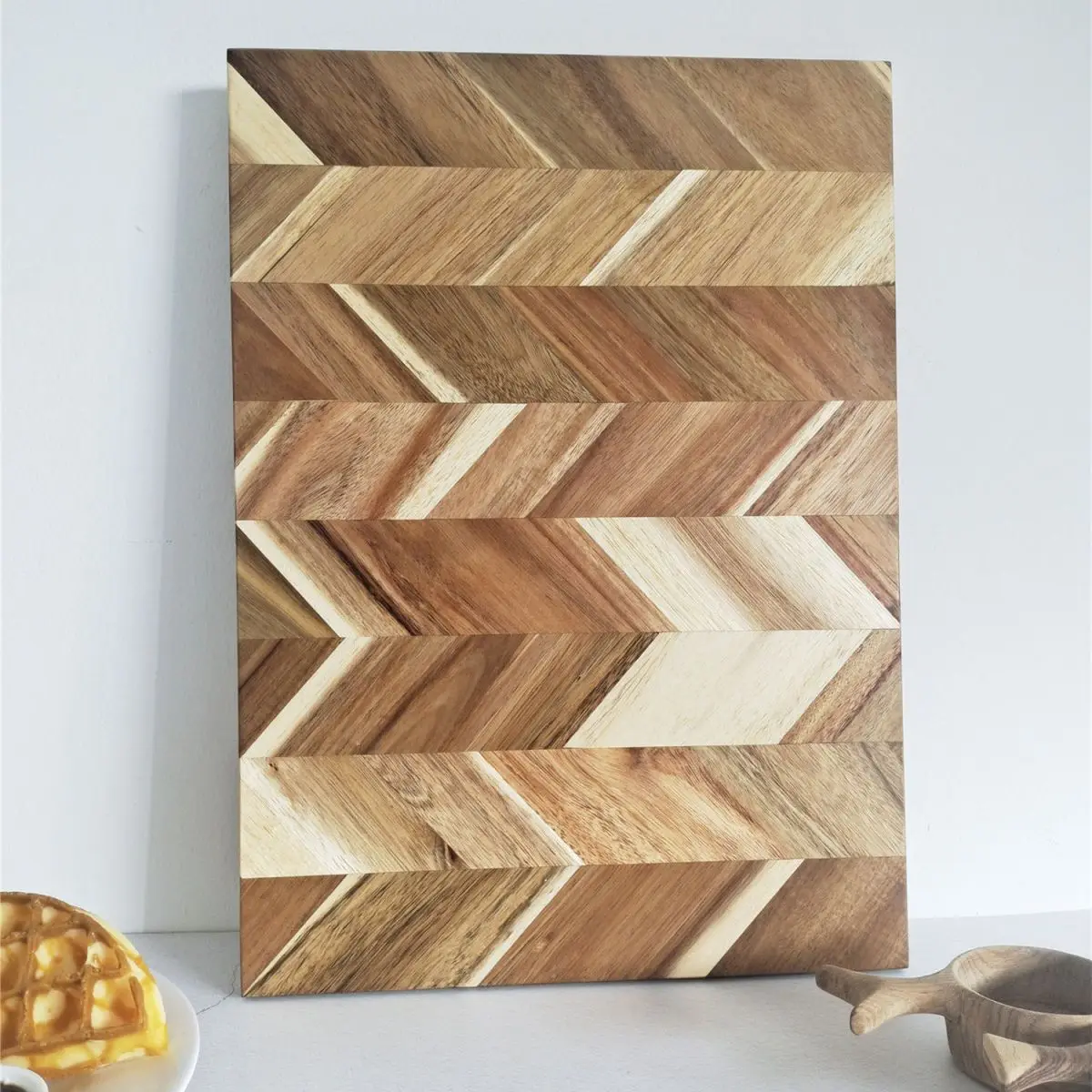 Home Use Solid Wood Cutting Board - High-Appearance Grid Pattern, Thickened Spliced Chopping Board, Anti-Corrosion Antibacterial